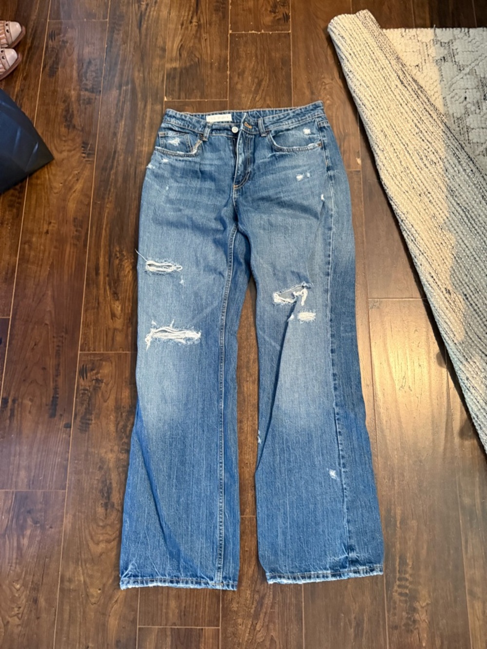 Zara Distressed Wide-Leg Jeans - Light Blue